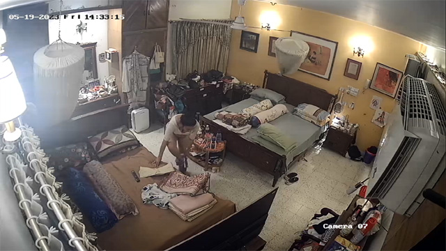 Bengali MILF Big Boobs After Bath – Dress Change  IP CAM Videos Watch Online