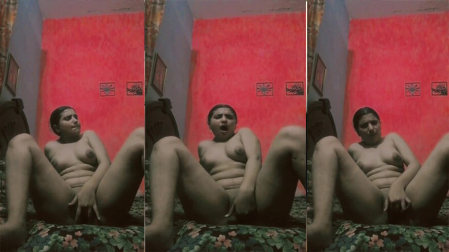 Pakistani Babe Ayesha – Masturbating For BF Leaked Mms Watch