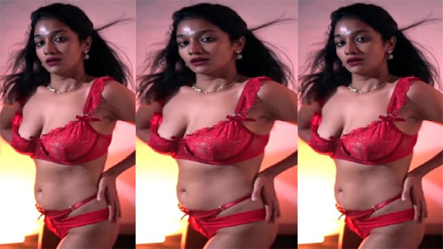 Tamil Hot Actress Lavanya Manickam Bikini Teasing MMS