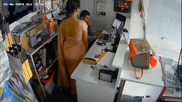 Shop Manager Hard Fucking Multiple Wives On CCTV Camera