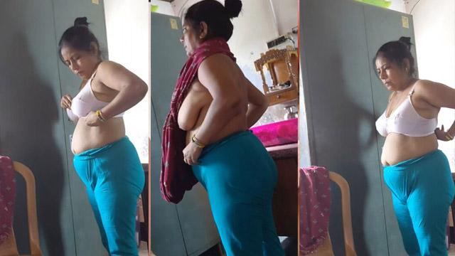 Hot Mom Full Changing – Mom Nude Mms